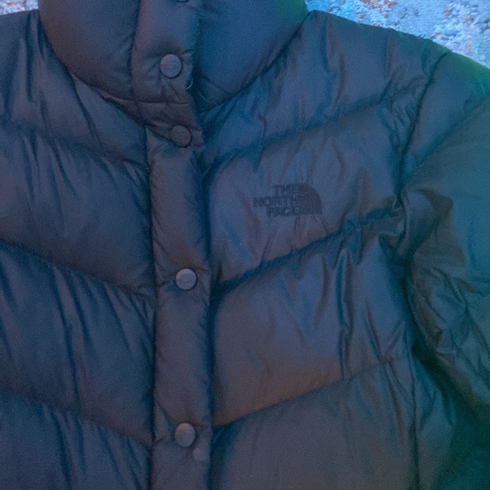 Beautiful Authentic North Face Coat. Light Weight… - image 2